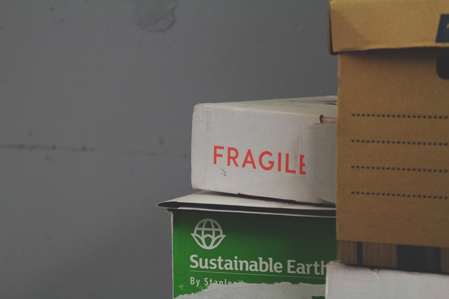 The Benefits of Carbon-Offset in Global Shipping
